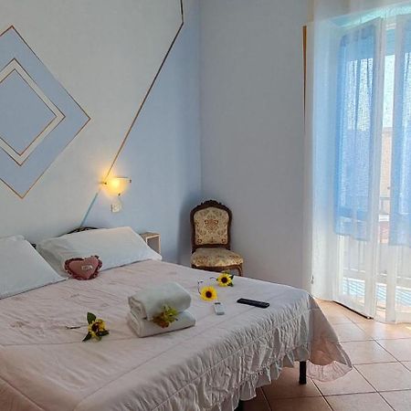 Elisart 2 Bed and Breakfast Alghero Buitenkant foto